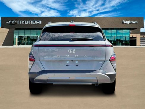 New 2026 Hyundai Kona Limited FWD image 6