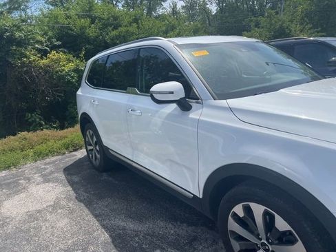 Used 2020 Kia Telluride S AWD/4WD image 6