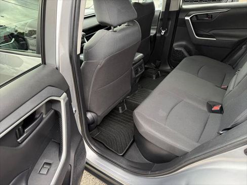 Certified 2021 Toyota RAV4 LE AWD/4WD image 14