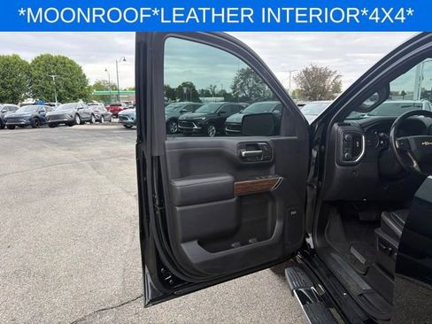Used 2021 Chevrolet Silverado 1500 High Country AWD/4WD image 27