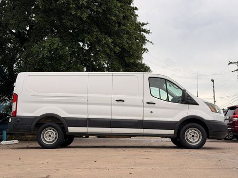 Used 2015 Ford Transit 250 148 Low Roof RWD image 2