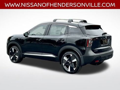 New 2026 Nissan Kicks SR w/ Cold Weather Package AWD/4WD image 13