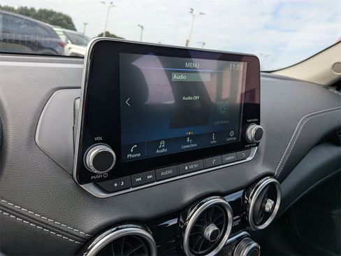 Used 2024 Nissan Sentra SV image 17