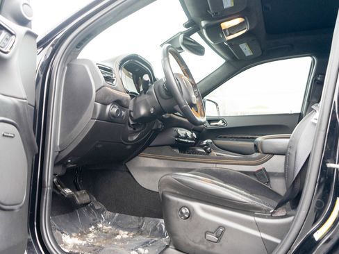 Used 2023 Dodge Durango R/T w/ Hemi Orange Plus Package image 12