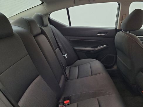 Used 2021 Nissan Altima 2.5 SV FWD image 19