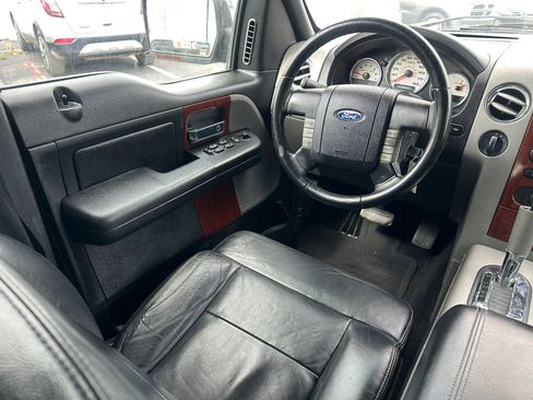Used 2006 Ford F150 XLT image 16