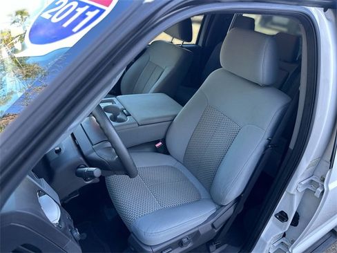 Used 2011 Ford F350 XLT w/ XLT Interior Pkg image 12