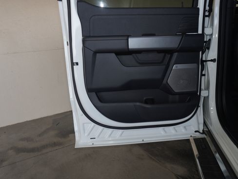 New 2025 Ford F150 Lariat w/ Equipment Group 502A High image 39