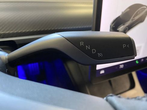 Used 2022 Tesla Model 3 Performance image 18