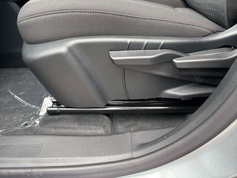 New 2026 Chevrolet Equinox LT w/ Safety and Technology Package AWD/4WD image 29