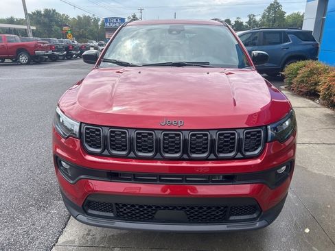 New 2025 Jeep Compass Latitude w/ Sun & Sound Group image 3
