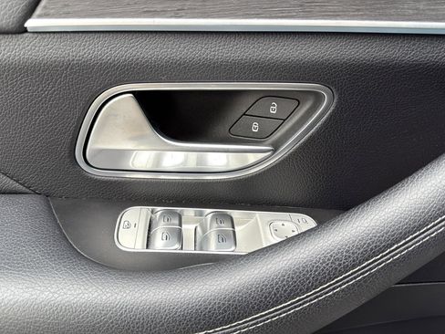 Used 2021 Mercedes-Benz GLE 350 image 26