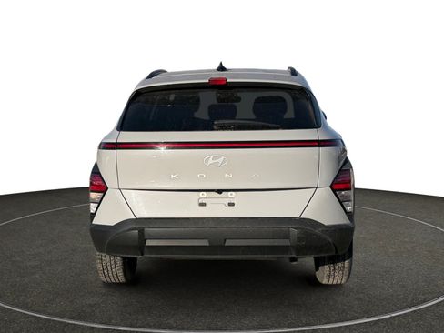 Used 2024 Hyundai Kona SEL image 5