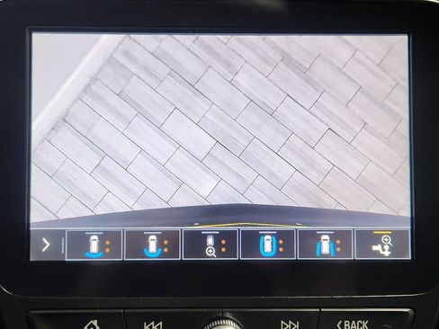 Used 2019 Chevrolet Equinox Premier image 20