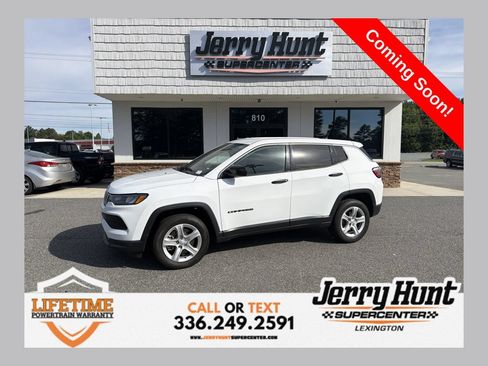 Used 2023 Jeep Compass Sport AWD/4WD image 1