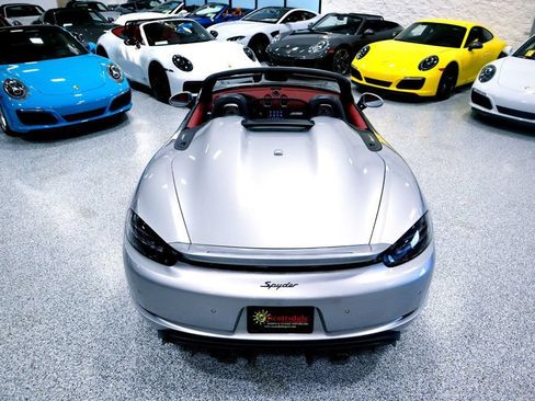Used 2023 Porsche 718 Boxster Spyder RWD image 16