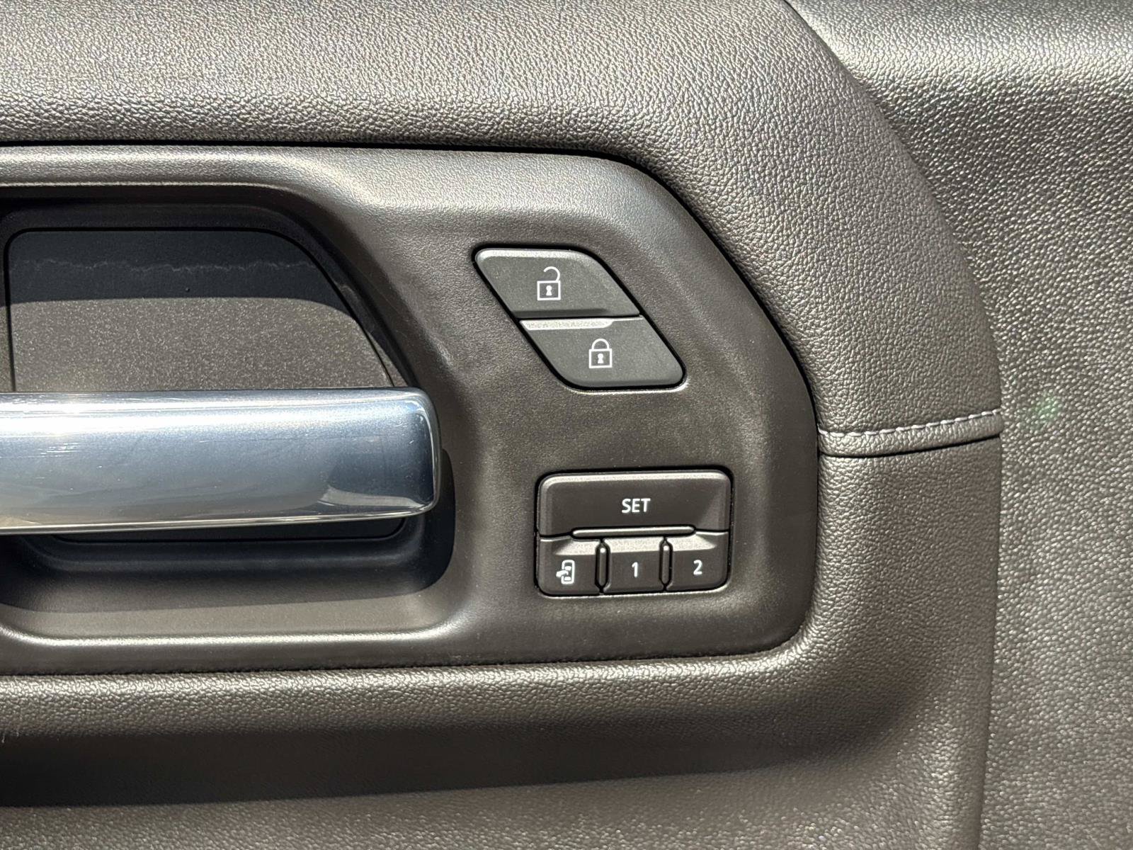 Used 2020 GMC Sierra 1500 Denali w/ Technology Package AWD/4WD image 14
