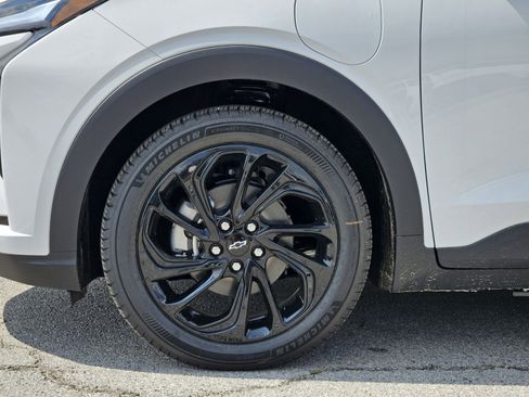 New 2027 Chevrolet Bolt RS FWD image 7