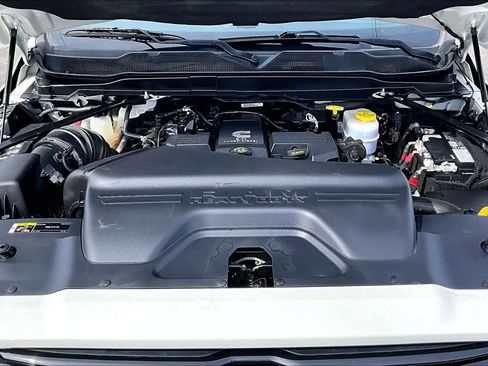 Used 2021 RAM 3500 Laramie image 9