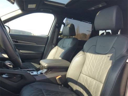 Certified 2025 Kia Telluride EX X-Line image 15