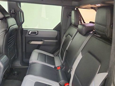 Used 2021 Ford Bronco Black Diamond AWD/4WD image 20