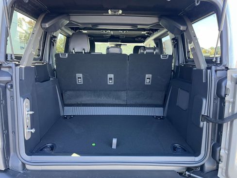 New 2025 Ford Bronco Outer Banks w/ Sasquatch Package image 8