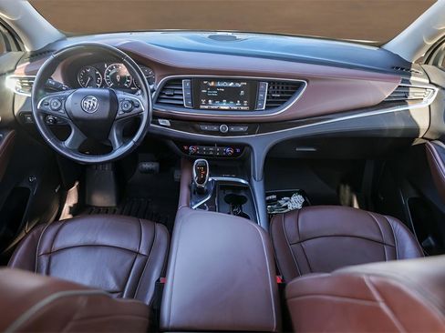 Used 2018 Buick Enclave Avenir w/ Avenir Technology Package image 28