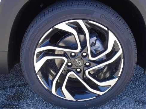 New 2026 Chevrolet TrailBlazer RS w/ Convenience Package FWD image 5