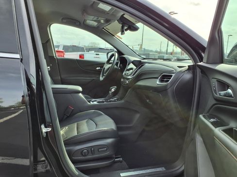 Used 2024 Chevrolet Equinox Premier image 23