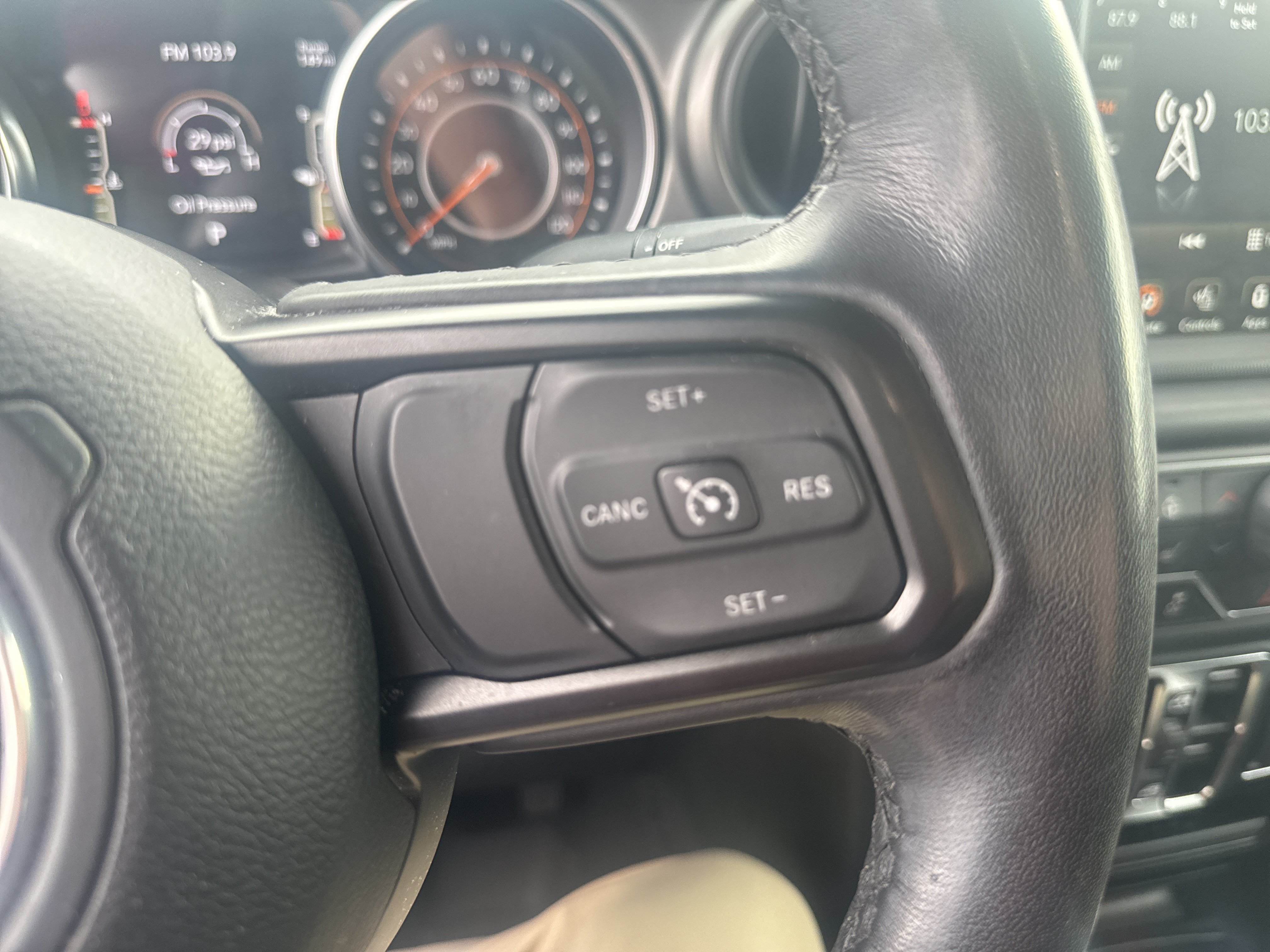 Used 2022 Jeep Gladiator Sport AWD/4WD image 20