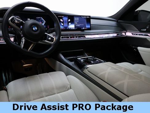 Used 2024 BMW 760i xDrive w/ Executive Package image 12