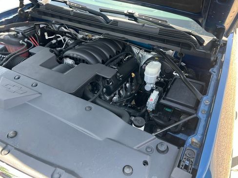 Used 2017 Chevrolet Silverado 1500 LTZ w/ LTZ Plus Package AWD/4WD image 43