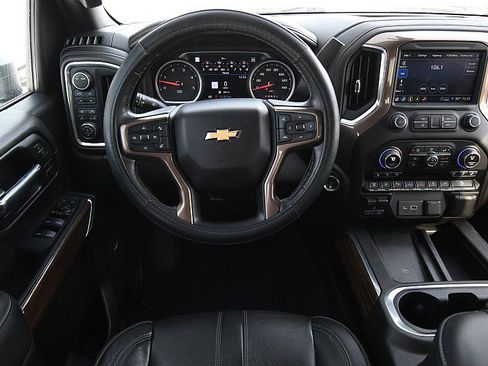 Used 2022 Chevrolet Silverado 2500 High Country w/ Safety Package II image 13