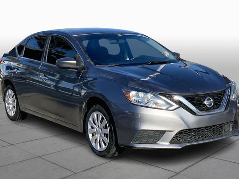 Used 2018 Nissan Sentra S image 3