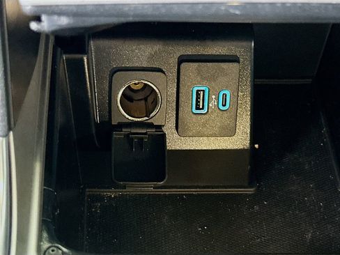 Used 2020 Ford Explorer ST w/ ST Street Pack image 33