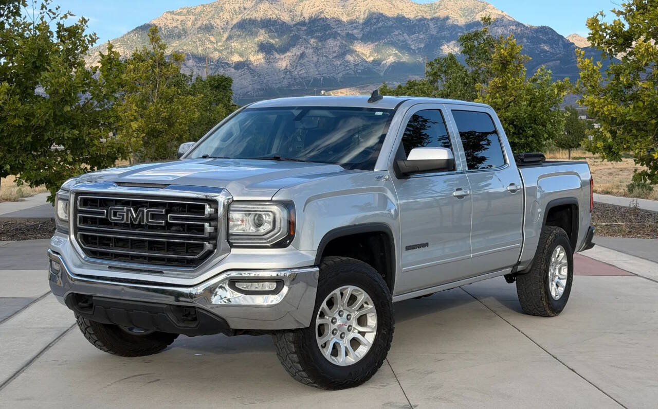 Used 2017 GMC Sierra 1500 SLE w/ SLE Value Package AWD/4WD image 1