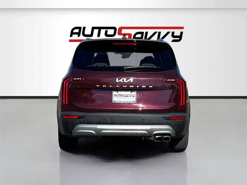 Used 2022 Kia Telluride EX w/ EX Premium Package image 6