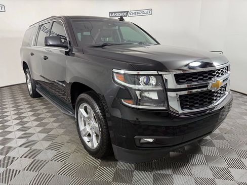 Used 2016 Chevrolet Suburban LT AWD/4WD image 8