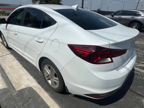 Used 2020 Hyundai Elantra Value Edition w/ Cargo Package (C1) FWD image 2