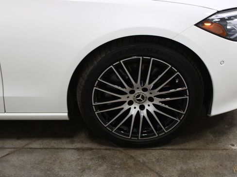 Used 2025 Mercedes-Benz C 300 4MATIC Sedan image 33