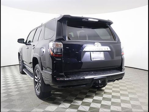 Used 2024 Toyota 4Runner Limited AWD/4WD image 4