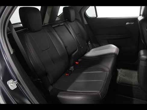 Used 2017 Chevrolet Equinox Premier w/ Enhanced Convenience Package AWD/4WD image 17