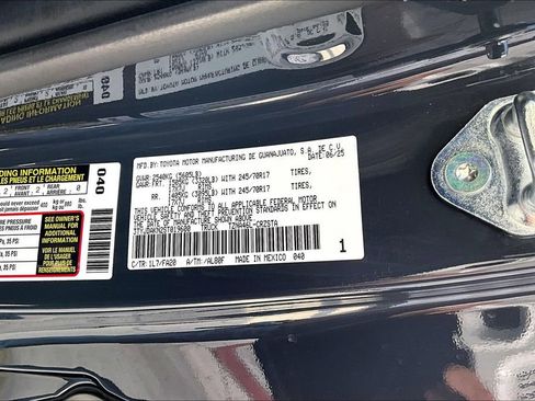 Certified 2025 Toyota Tacoma SR AWD/4WD image 18