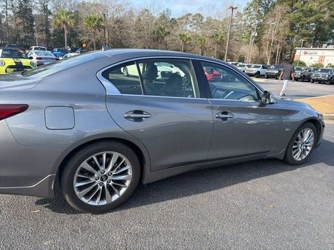 Used 2019 INFINITI Q50 Luxe w/ Essential Package (3.0T Luxe) image 3