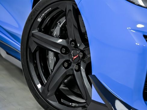 Used 2024 Chevrolet Corvette Z06 w/ Z07 Performance Package RWD image 4