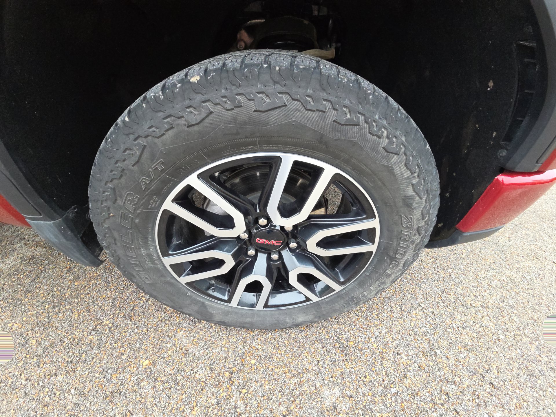 Used 2025 GMC Sierra 1500 AT4 AWD/4WD image 12