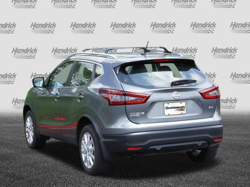 Used 2021 Nissan Rogue Sport SV w/ Technology Package FWD image 6