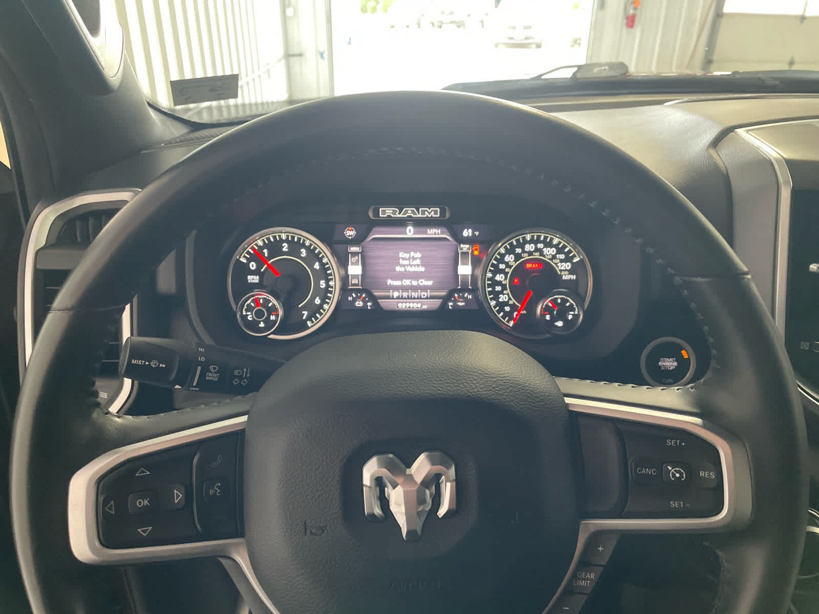 Used 2022 RAM 1500 Big Horn AWD/4WD image 29