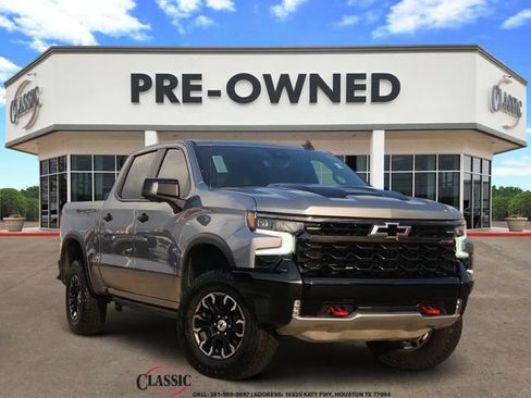 Used 2024 Chevrolet Silverado 1500 ZR2 w/ Technology Package AWD/4WD image 1