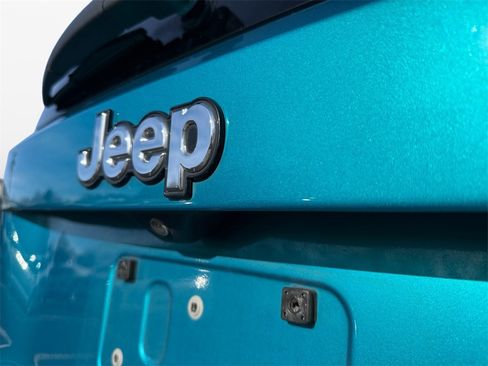 Used 2021 Jeep Renegade Latitude image 17